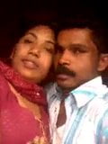 Les seins d'une femme mariée du Kerala sucés par son voisin snapshot 6
