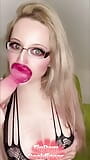 Big Lips Bimbo Brat Sucking Cock snapshot 2