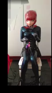 红头发乳胶kigurumi | xHamster