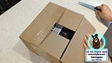 Unboxing nuovo enorme plug anale con coda da cucciolo, grande flr, dominazione femminile, miss Raven, allenamento, zero schiavo maschio, dominatrice, bdsm, bondage snapshot 2