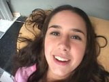 Linda Kacey recebe 6 tratamentos faciais! snapshot 2