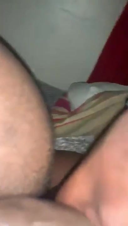 在他工作的时候干了他的宝贝妈妈
