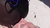 Jilat pantat cewek kulit hitam di pantai snapshot 2