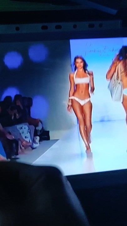 Daniela Lopez Osorio - homenagem à passarela