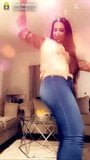 Mme Hind Al-Qahtani s'échauffe avant le sexe. | xHamster