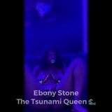 This neon ebony milf shouts and moans snapshot 7