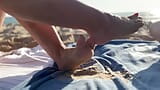 Nua em uma praia de nudismo e pagando com meus pés - allfootsiefans snapshot 2