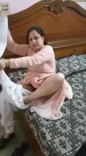 Kasmiri Bhabhi Ki Gori Sexy Chut: Indian Mature Porn | xHamster