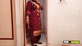 Punjabi bhabhi wants bihari's dick in her pussy when he is pissing in the bathroom snapshot 3