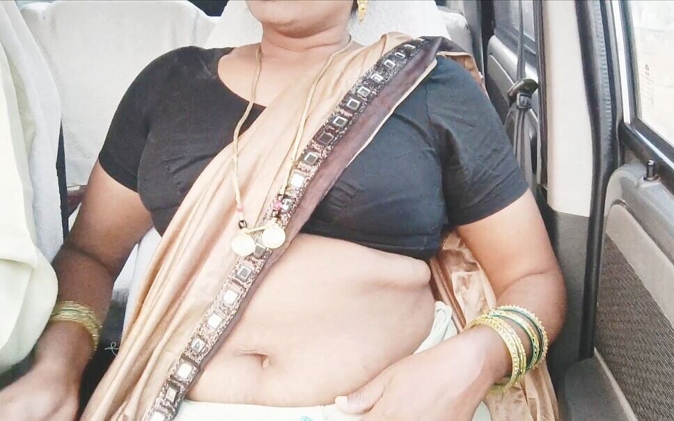 India Cal Gil sex în mașină cu clientul Telugu Vorbește murdar.