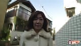 Die verspielte Eriko Nishimura mag es, doggystyle geknallt und vollgespritzt zu werden snapshot 3