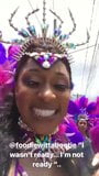 Dominikanische schwarze Schätzchen im Karneval 2 snapshot 4