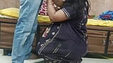 Indiancă bhabhi sexy cu fundul mare face sex pe la spate și are parte de spermă în gură snapshot 1