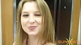 Ziekenhuis Crasher Sunny Lane neukt patiënt terwijl de verpleegster weg is snapshot 2