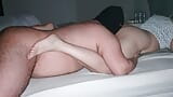 Il figliastro mangia la culona della matrigna a letto snapshot 2