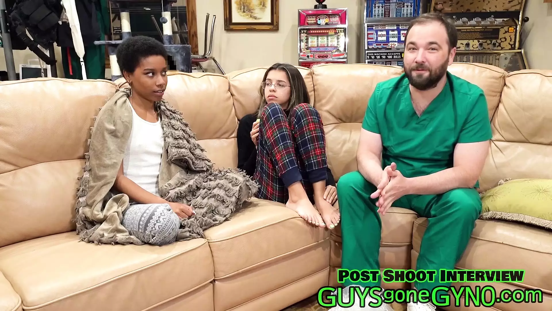 The Cum Clinic Extract #8 with Dr Aria Nicole & Doctor Tampa, Sexy Woman Doctor Gerks&Sucks Cock | xHamster