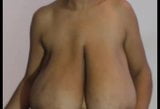 विशाल परिपक्व प्राकृतिक स्तन में ब्रा और बिना एमेच्योर क्लोजअप snapshot 8