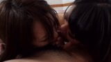 Akubi et Asami baisent dans un trio avec un garçon snapshot 17