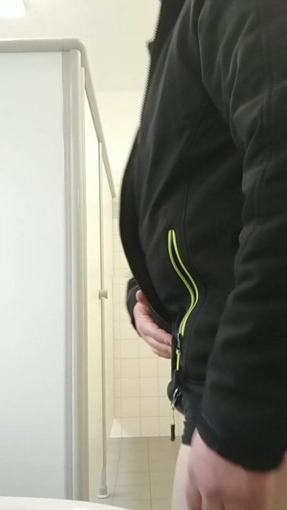 Exib, Slut, Votze, Lolly Popp,