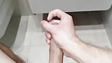 Masturbation dans la salle de bain et éjaculation 2 ww1999xd snapshot 15