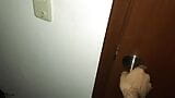 मैं अपनी सौतेली बहन के कमरे में प्रवेश करता हूं, वह खुद को गड़बड़ होने देती है जब तक कि मैं उसके बिल्ली में सह - पीओवी - स्पेनिश में अश्लील snapshot 1