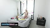 Alice pink si gadis remaja hot rambut pirang 4'11 dientot sama kontol besar pacarnya - exxxtra small fetish snapshot 2