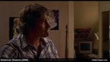 名人曼迪摩尔的乳沟和性感的电影场景 snapshot 8
