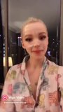 Dove Cameron bittet dich, gut zu sein snapshot 1