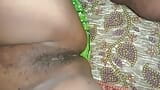 Indian Desi Bhabhi Boudi hot pusst fingering snapshot 2