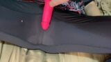 Sveglio la mia matrigna riscaldandola con il dildo! snapshot 4