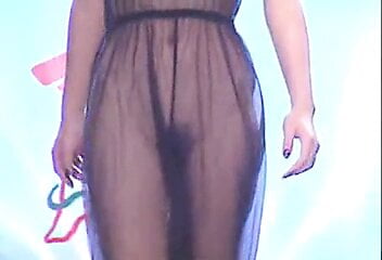 Topless Fashion Show - Taiwan
