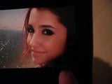 La doccia di sborra di Ariana Grande # 2 snapshot 2