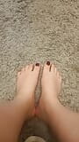 Showing beautiful legs and toes snapshot 1