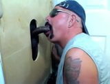 Glory Hole chupa y folla snapshot 7