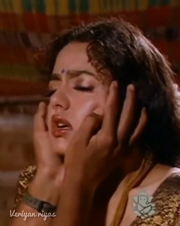 Aunties saree removal