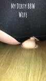 Schlampe, BBW-Ehefrau fickt ihren Dildo snapshot 15