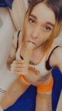 Hooters hottie คือการหยอกล้อควย snapshot 16