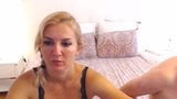 Super calda milf bionda scopata dal suo ragazzo snapshot 1