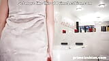 PrimeLesbian bubble bath z dodatkowym palcowania przez Stella Cardo i Charli Red snapshot 7