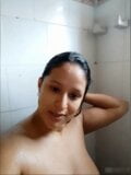 Sexo en la ducha latina caliente snapshot 3