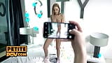 POV - Fodendo a pequena loira Poppy Pleasure em seu casting xxx snapshot 6