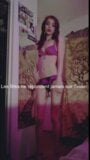 Petite chatte trop mignonne en lingerie se lance dans un str snapshot 1