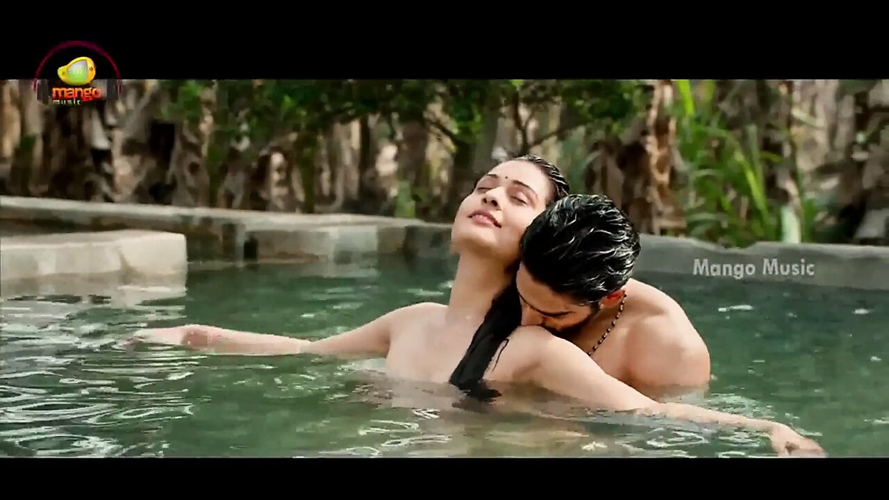 Payal Rajput - videoclip sexual