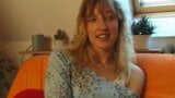 Blonde Milf bessert ihr Taschengeld auf Solo casting snapshot 2