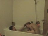 Selbstgedrehter Sex im Badezimmer snapshot 3