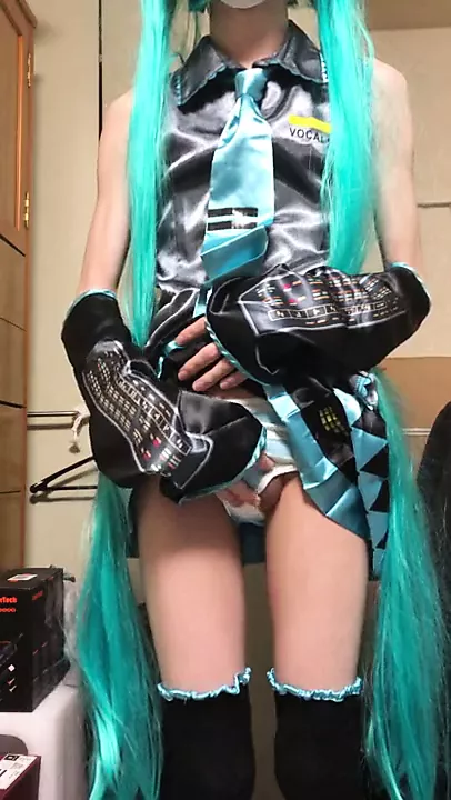 Bigcock Miku Crossdresser: Japanese Shemale Porn