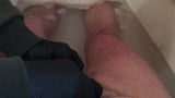 Friend. Glove. Masturbation: In bath snapshot 3