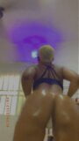 Ebony babe shaking he ass snapshot 3