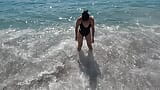 Viaje sexual caliente al mar a Montenegro con milf Anna snapshot 4