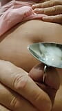 Evli kadın kadın kılıklı gavata sperm yemeyi öğretiyor snapshot 9